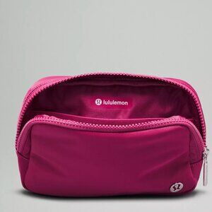 Lululemon Everywhere Belt Bag "Wordmark" NWT
